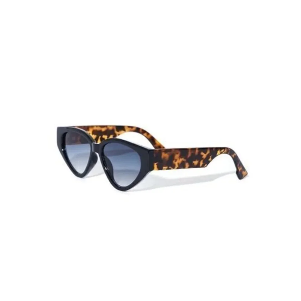 When I‎ Come Around Cat Eye Frame Sunglasses Tortoise